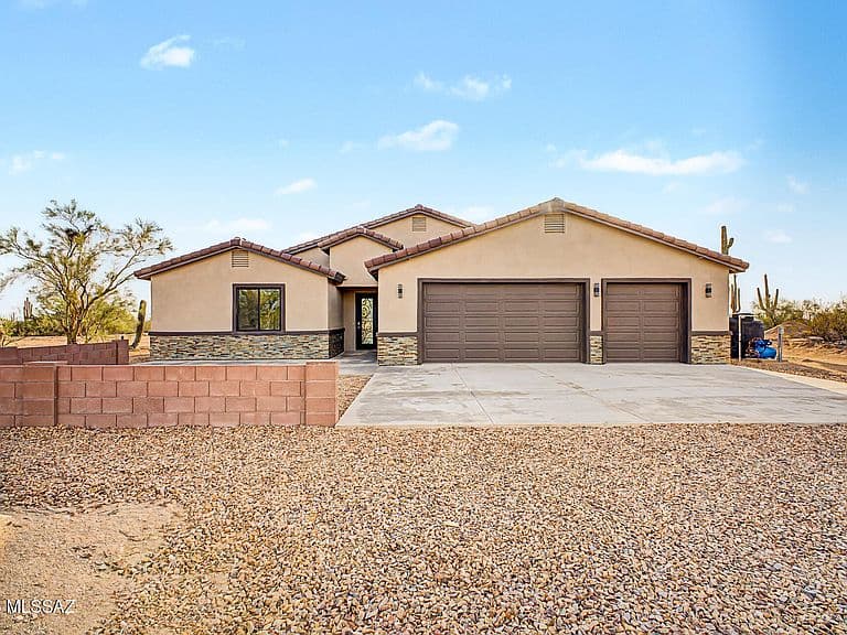 36928 S Cactus View Ln photo 2