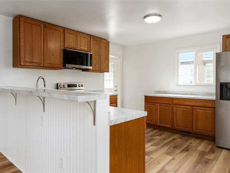 4219 Arden Ave photo 3