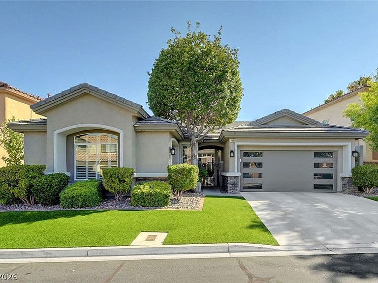 2221 Scarlet Rose Dr photo 1