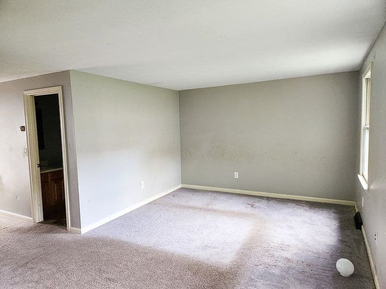 24 Andover Down photo 2