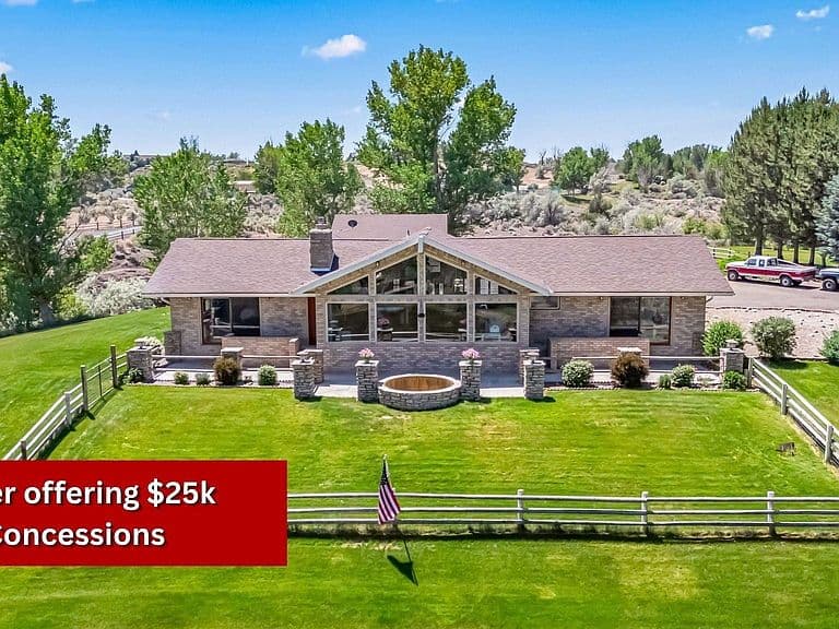 4525 Kanaka Ct photo 1