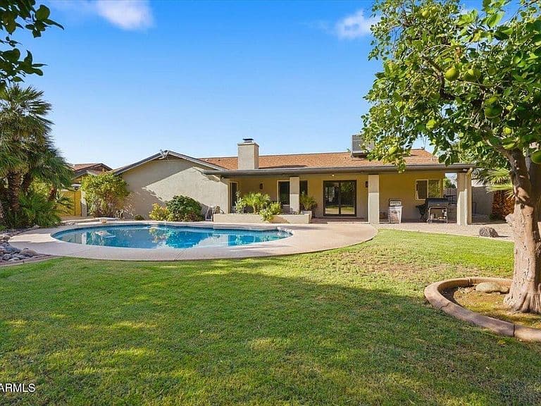 1001 E AIRE LIBRE Avenue photo 1