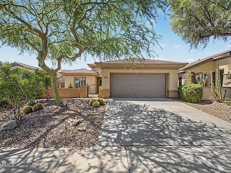 40726 N NOBLE HAWK Court photo 2