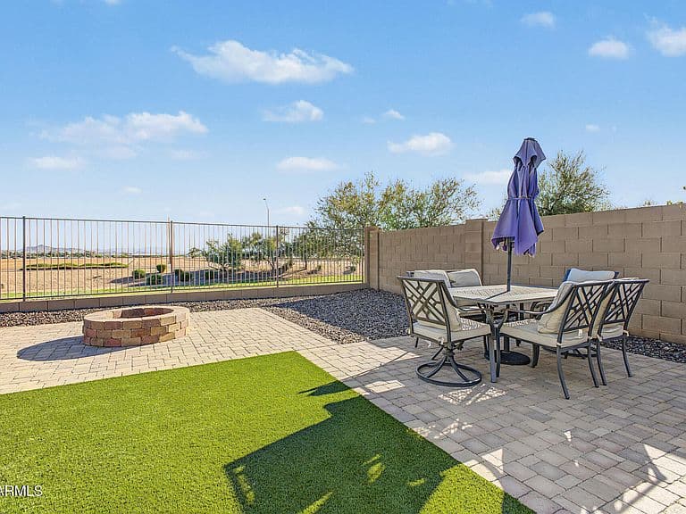 25393 W YANEZ Avenue photo 4