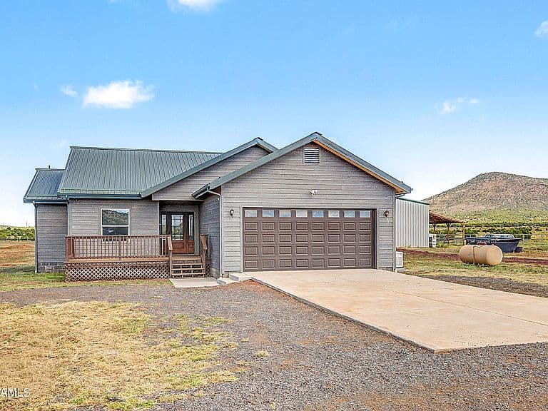 8187 N Buena Vista Trl photo 2