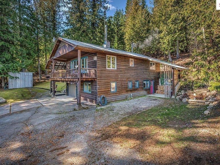 20355 Highway 2 photo 1