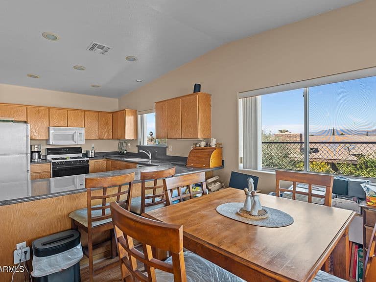 823 YAQUI Drive photo 3