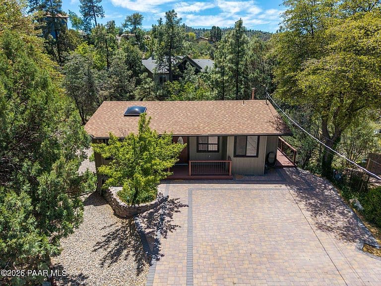 2087 W Redwood Way photo 3