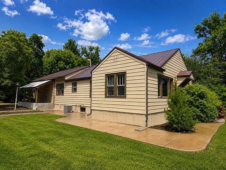 12665 Highway 200 photo 1