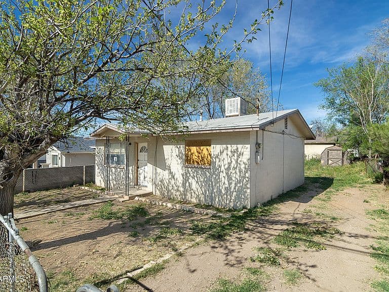 5565 S MCKINNEY Avenue photo 4