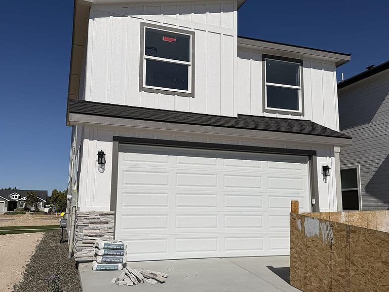 1128 E Cottage St photo 2