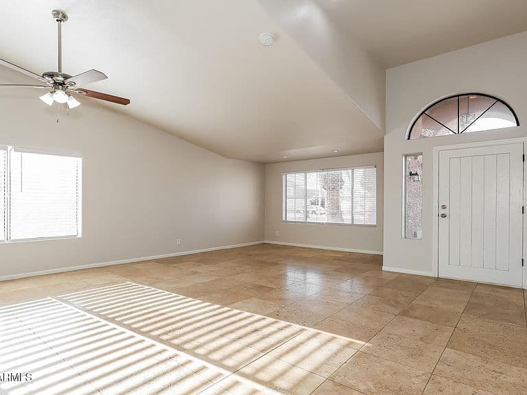 11421 W EMERALD Lane photo 4
