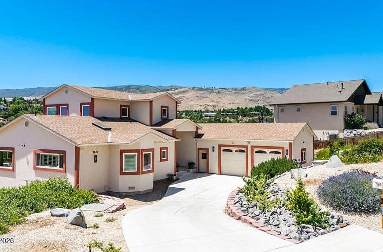 3820 S Folsom Dr photo 1