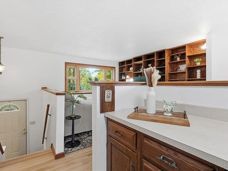 391 Birchwood Drive photo 4