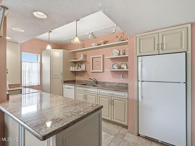 2876 S Calle Flamenco photo 4