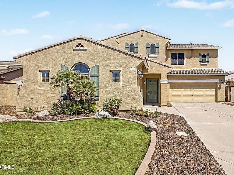 6657 S GARNET Way photo 2