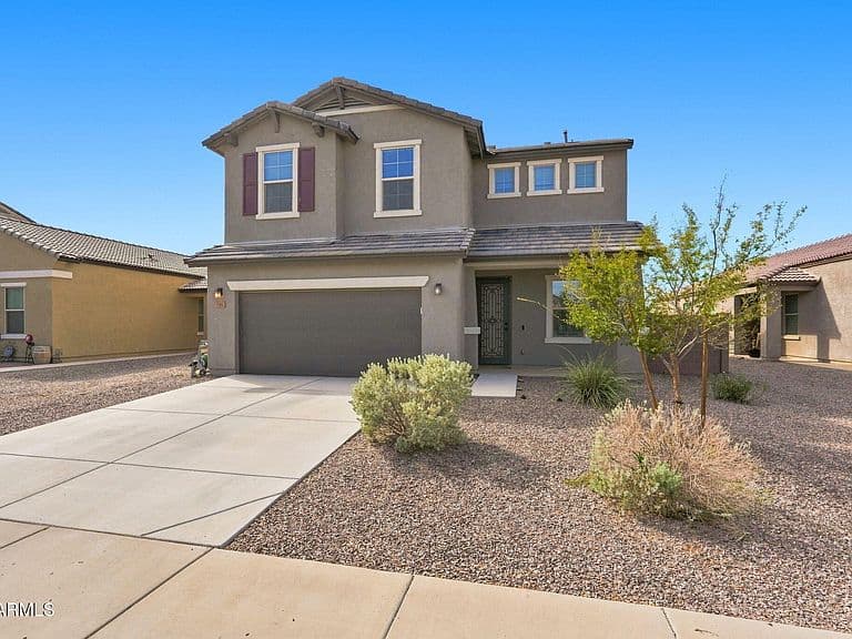 735 W NOVA Place photo 1