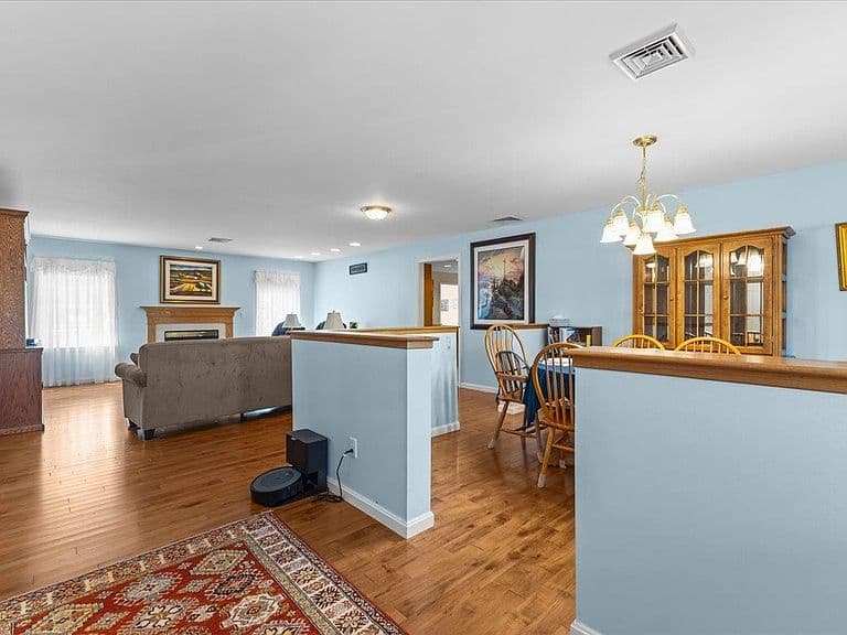 98 Casey Lane photo 2