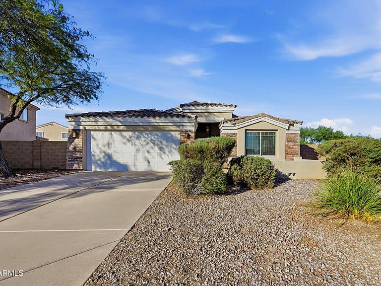 540 E SETTLERS Trail photo 1