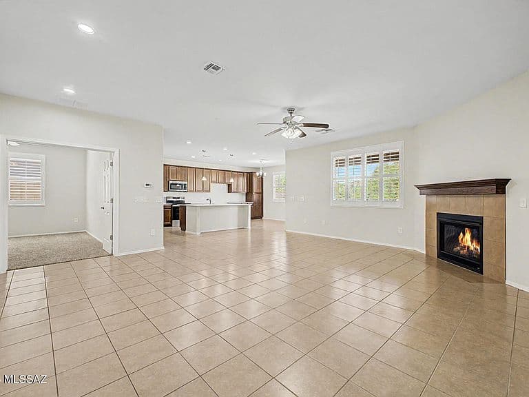 1124 W Golden Meadow Path photo 5