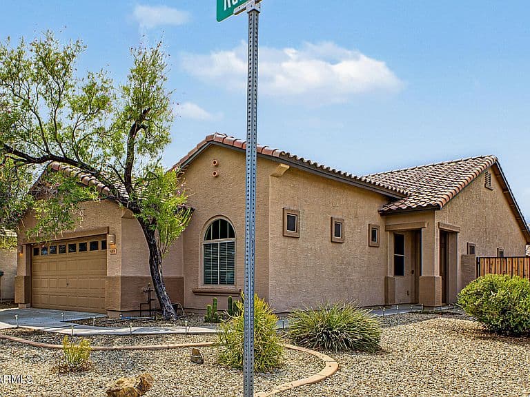 919 E RANDY Street photo 3