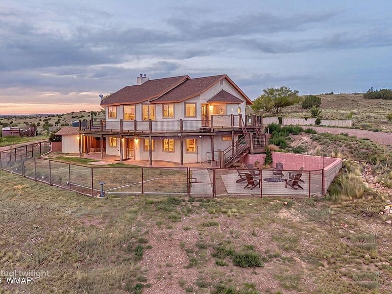 800 S Arena Estates Dr photo 1