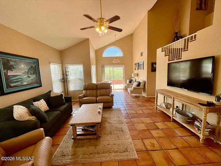591 W Summer Rain Dr photo 4