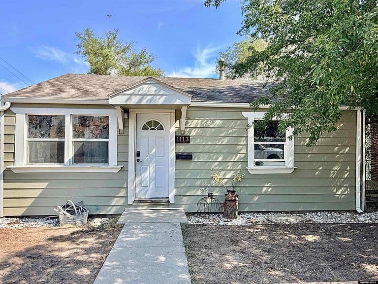 1113 Vermont St photo 2