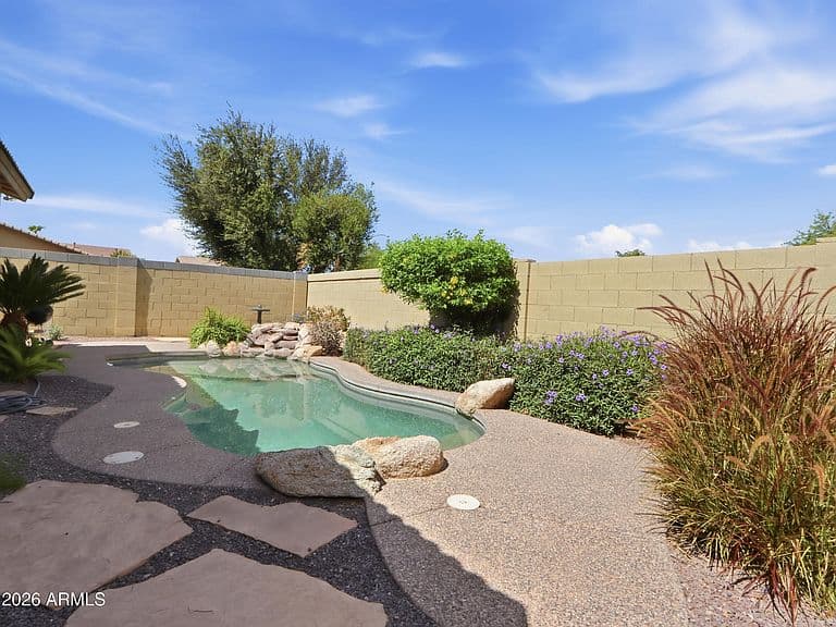 14332 W Mitchell Drive photo 5