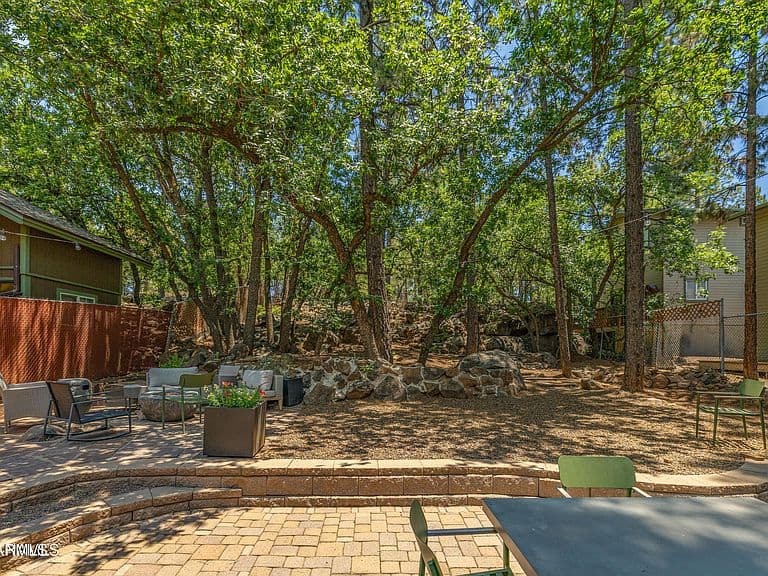 1410 N Rim Drive photo 4