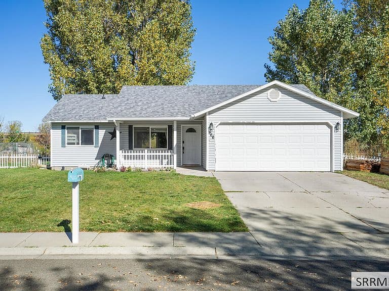 566 W Dalling Dr photo 1