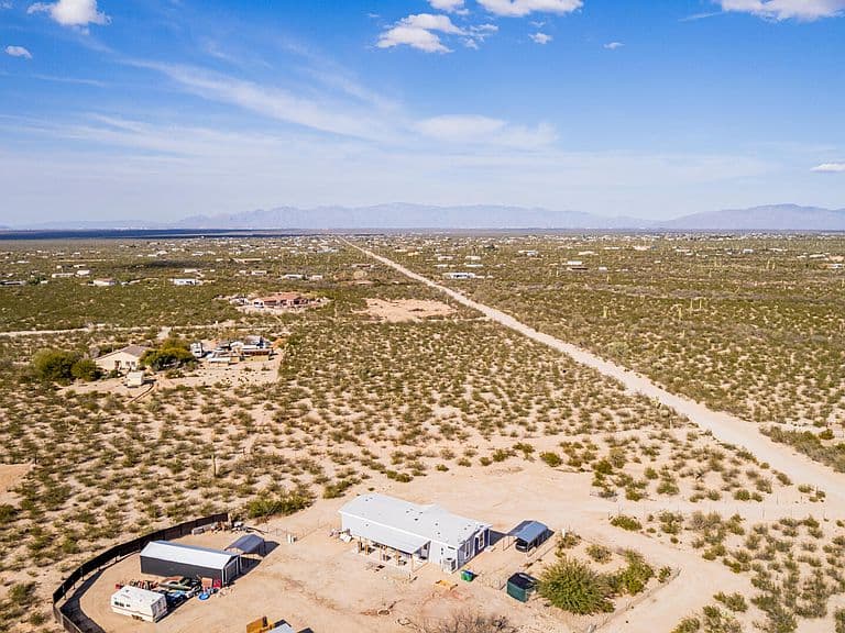 18150 S Mann Ave photo 3