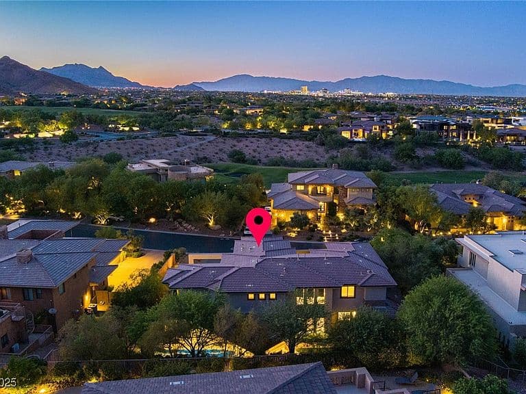 29 Soaring Bird Ct photo 2