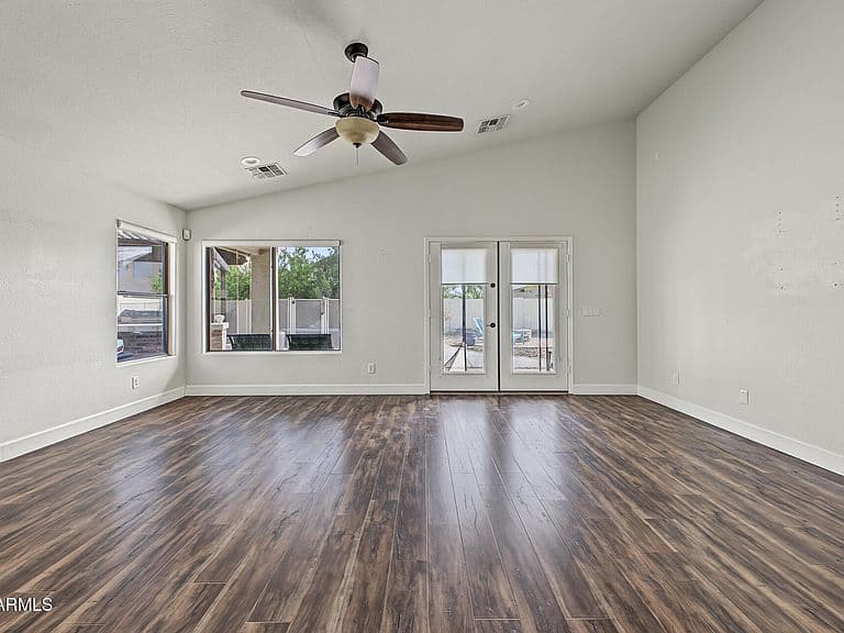 16443 W ADAMS Street photo 3