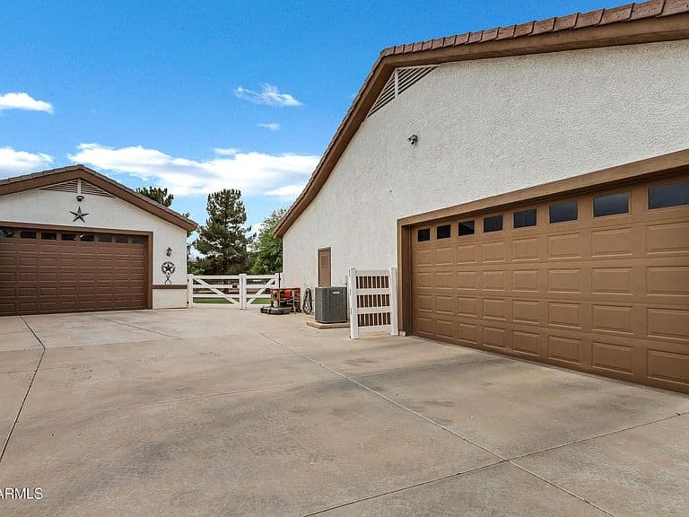19905 E ARROYO Court photo 3