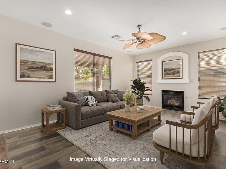 1036 E Oak Rd photo 5