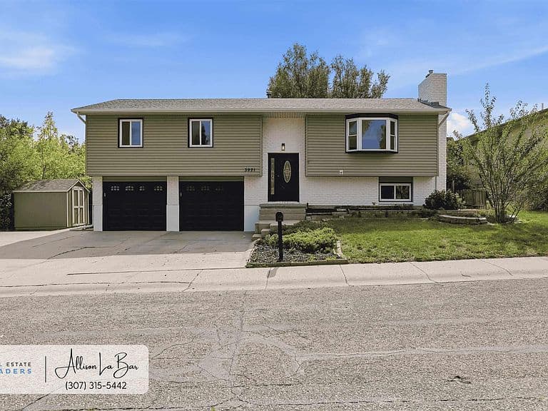 3921 Swanton Ave photo 1
