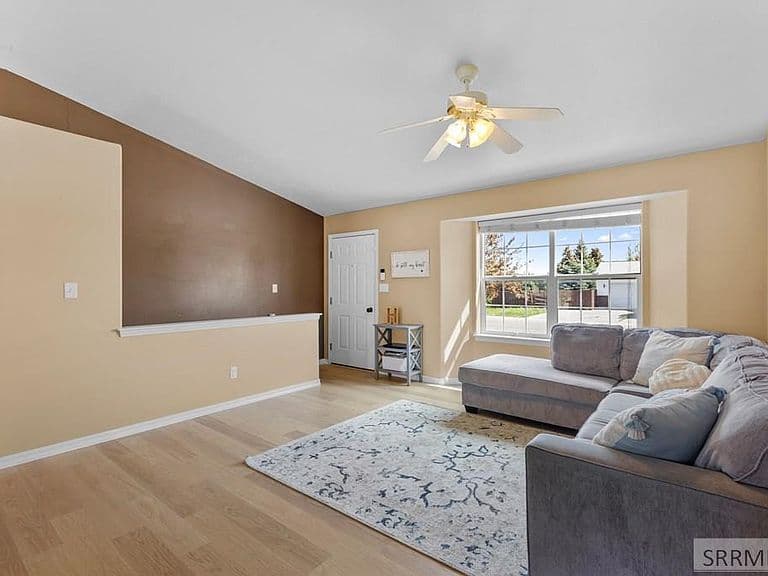 4439 E Ladino Dr photo 5