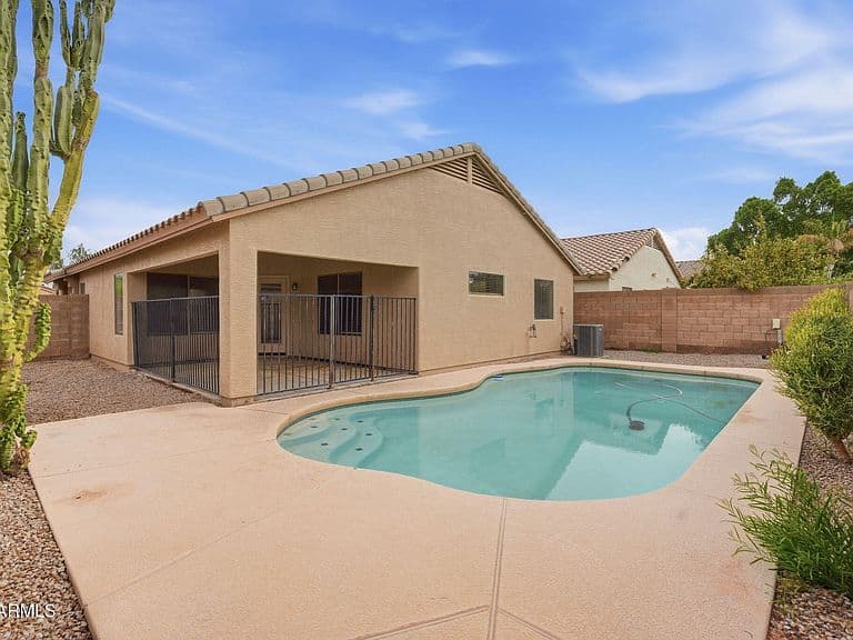 10845 E WIER Avenue photo 2