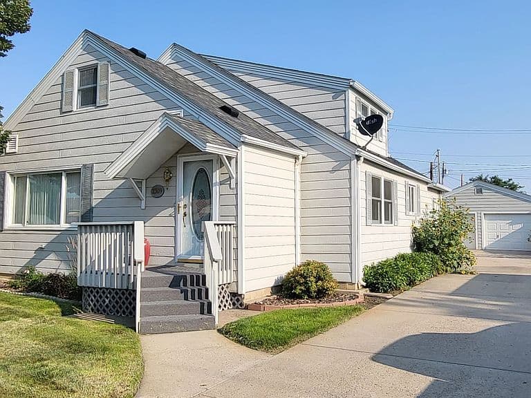 2309 Leighton Blvd photo 1