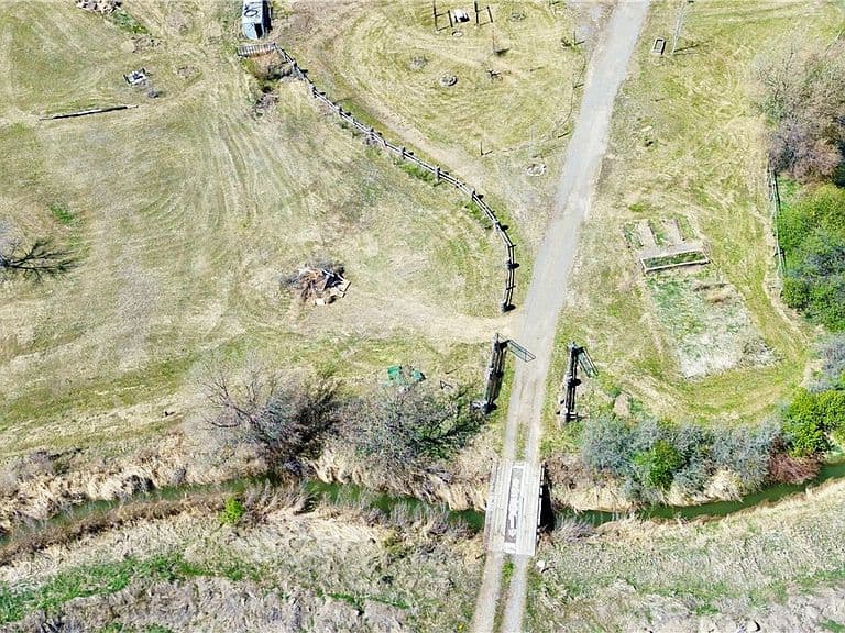 55 Mangum Ln photo 2