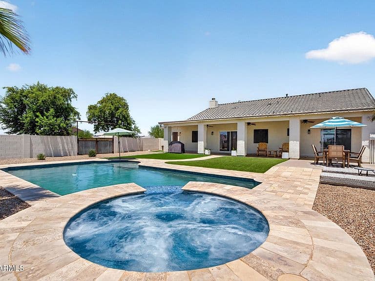 10529 W BEL AIR Circle photo 5