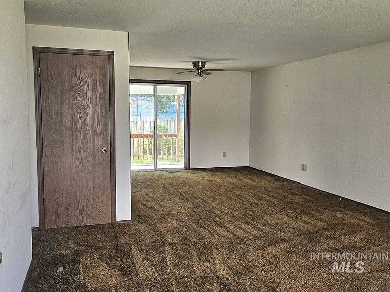 1152 Sweetwood Cir photo 5