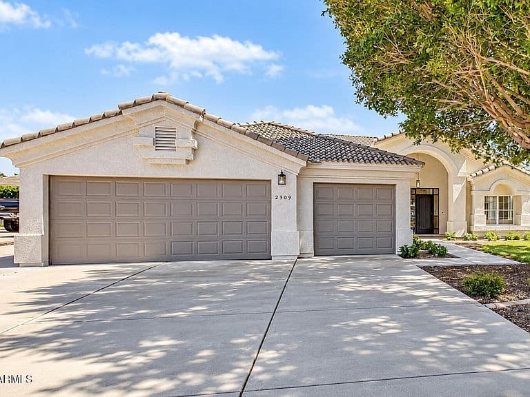 2309 N KHALIL Circle photo 2