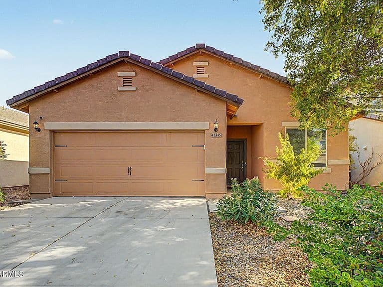 41345 W LUCERA Lane photo 1