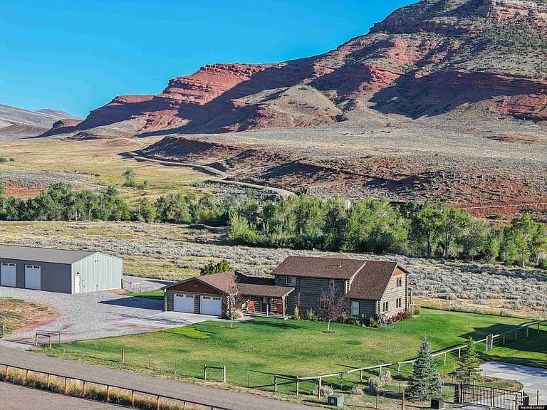2498 Baldwin Creek Rd photo 4