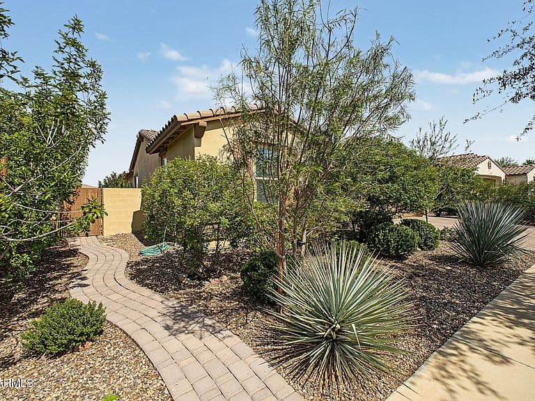 10342 E TUPELO Avenue photo 3