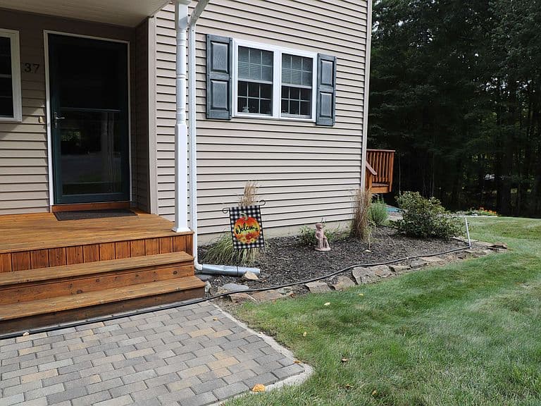 37 Poplar Lane photo 4