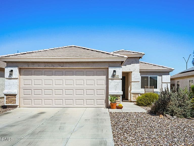 22214 W YAVAPAI Street photo 2