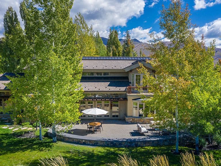 113 Fireweed Dr photo 1